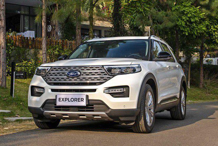 Ford Explorer bất ngờ tăng giá bán tại Việt Nam